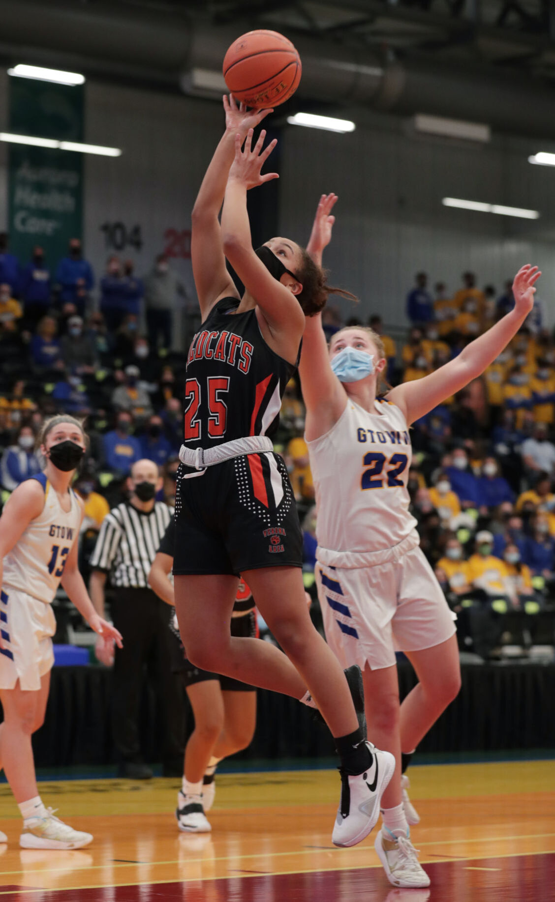 WIAA state girls basketball photo: Verona's Reagan Briggs goes up to shoot